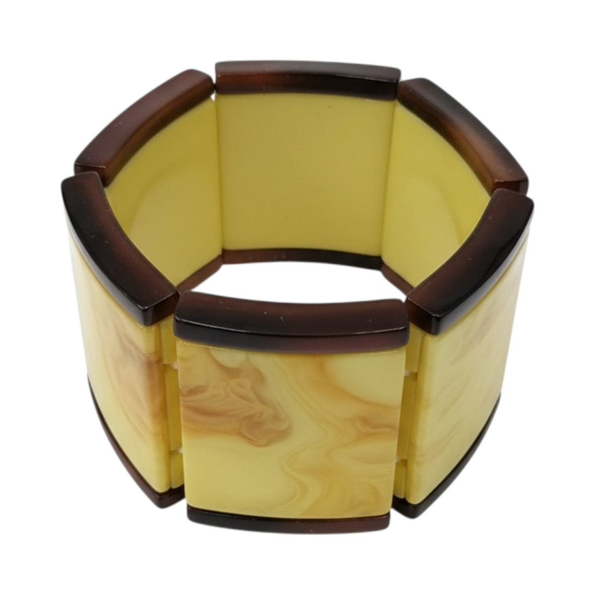 Pulsera ALMA de La Mariposa, color amarillo, de piezas rectangulares. Vista en perspectiva.