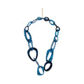 Collar AURA de La Mariposa. Variante Azul Marino. Imagen 1.