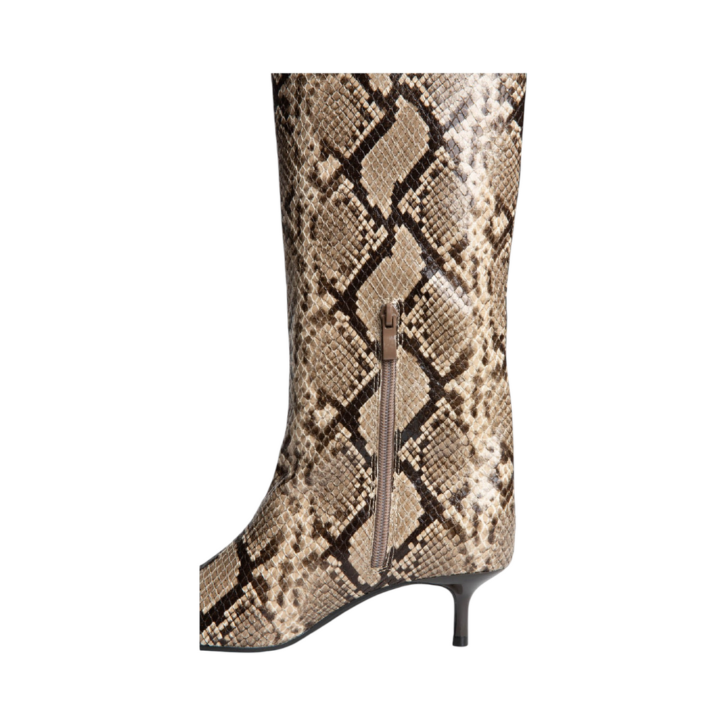 Corina CATTLEYA Camel — detalle
