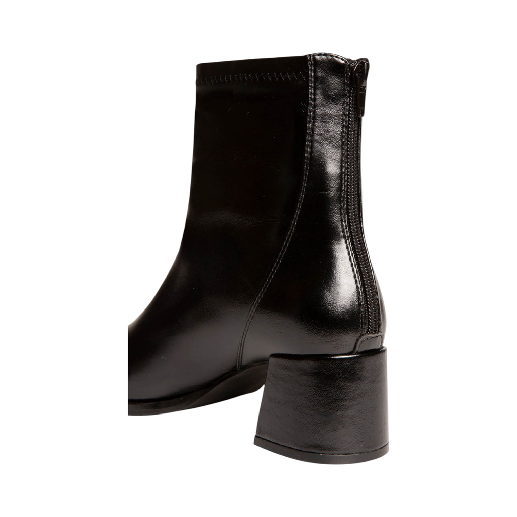 Corina FUCHSIA Negro — detalle