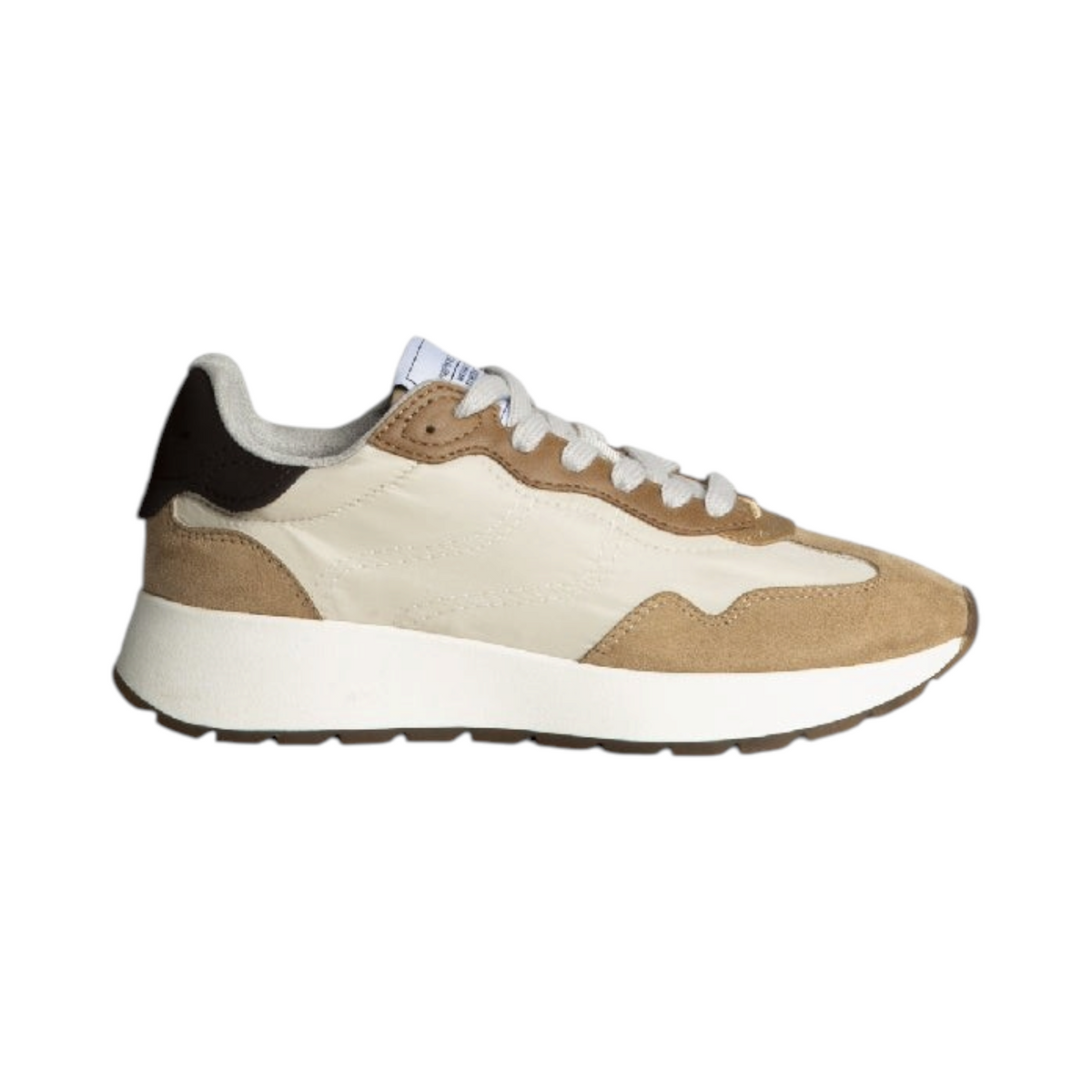 Zapatilla Corina PULSATILLA de La Mariposa, variante Beige, con cordones. Vista lateral.