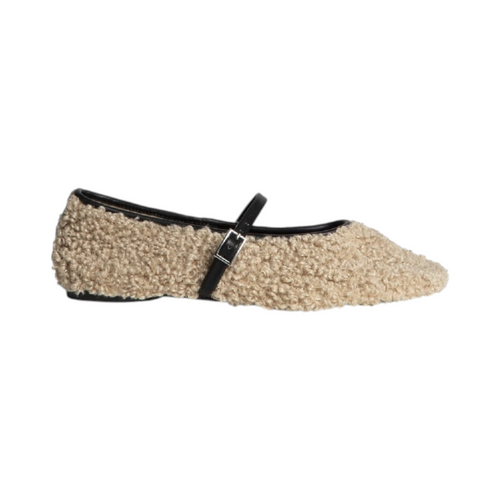 Mercedita MUSCARI de La Mariposa, color beige, con textura rizada y tira con hebilla. Vista lateral.